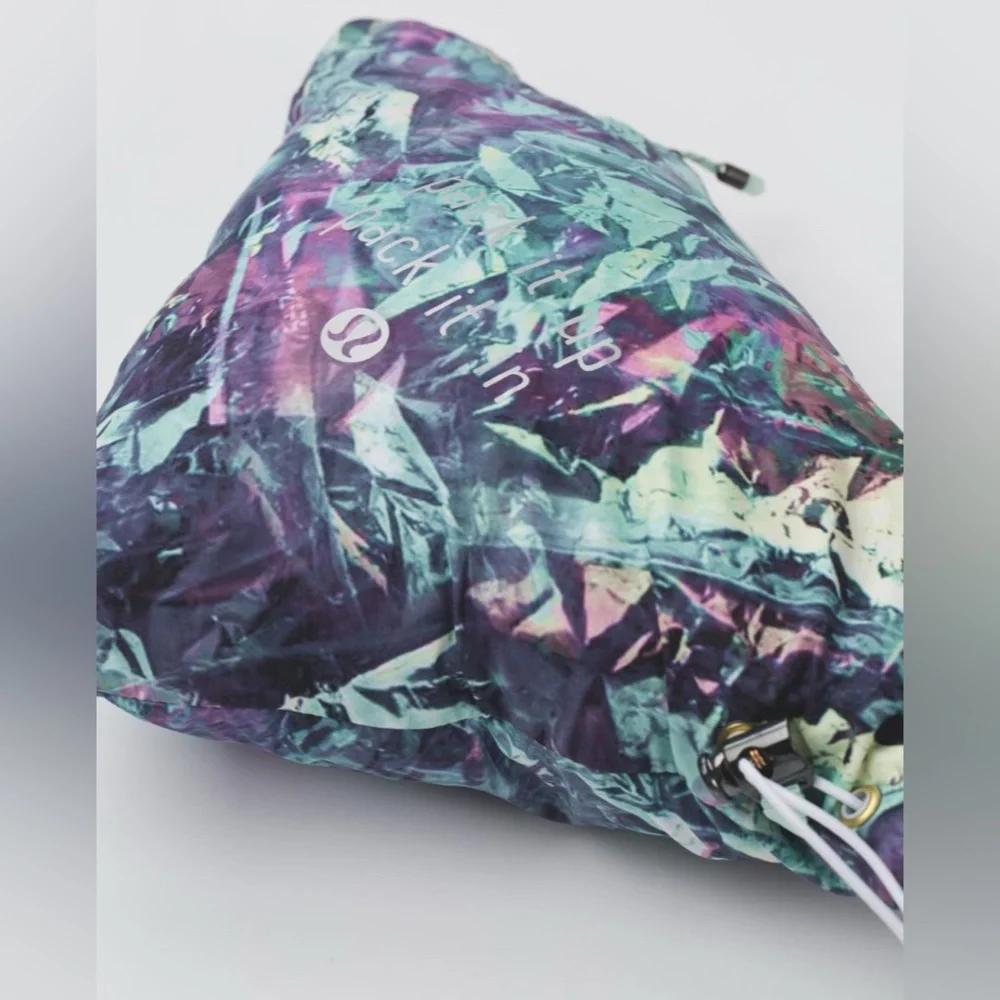 Lululemon Miss Misty Jacket II Iridescent Multi Size 10